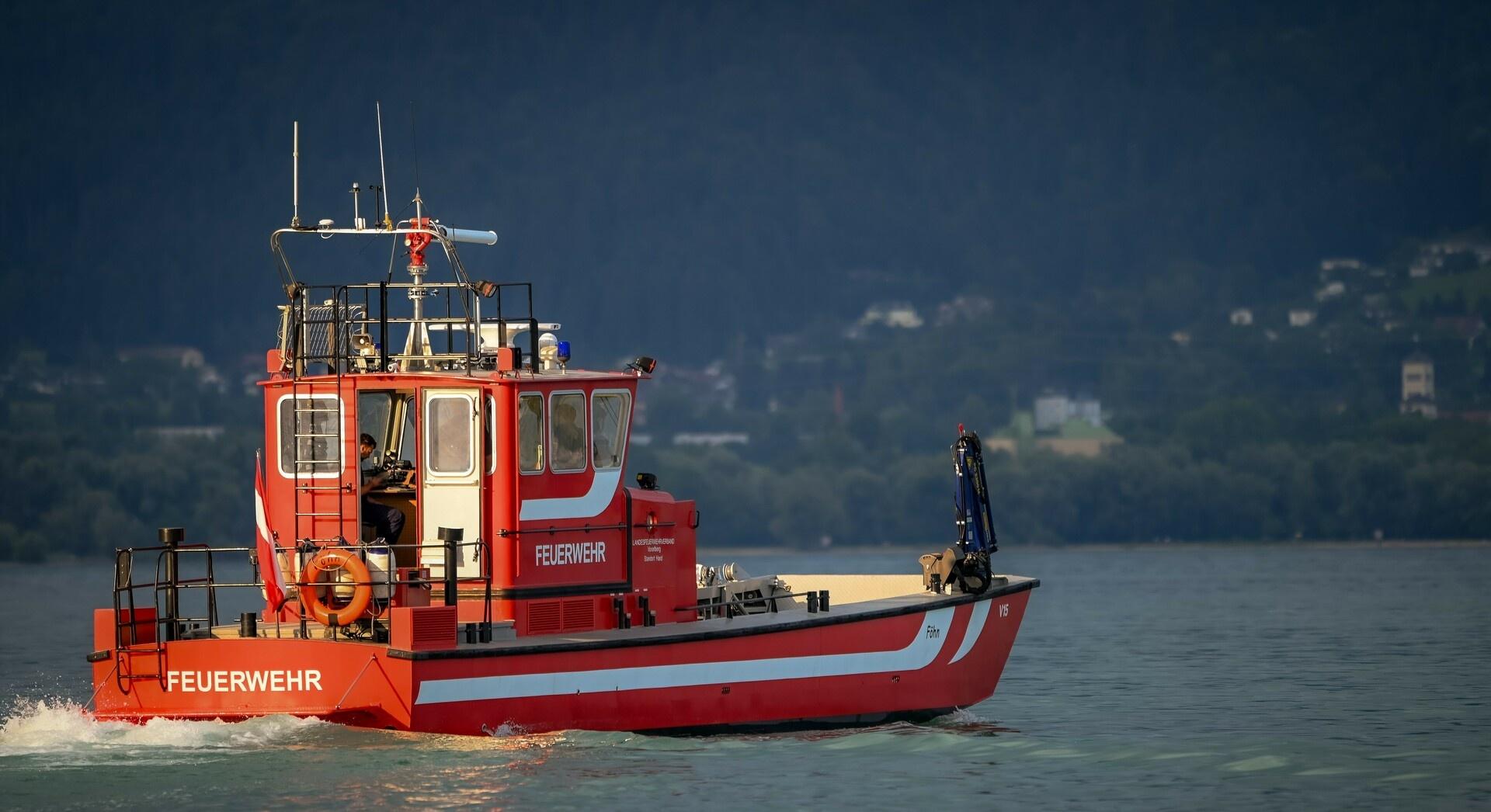 Feuerwehrboot Föhn 9